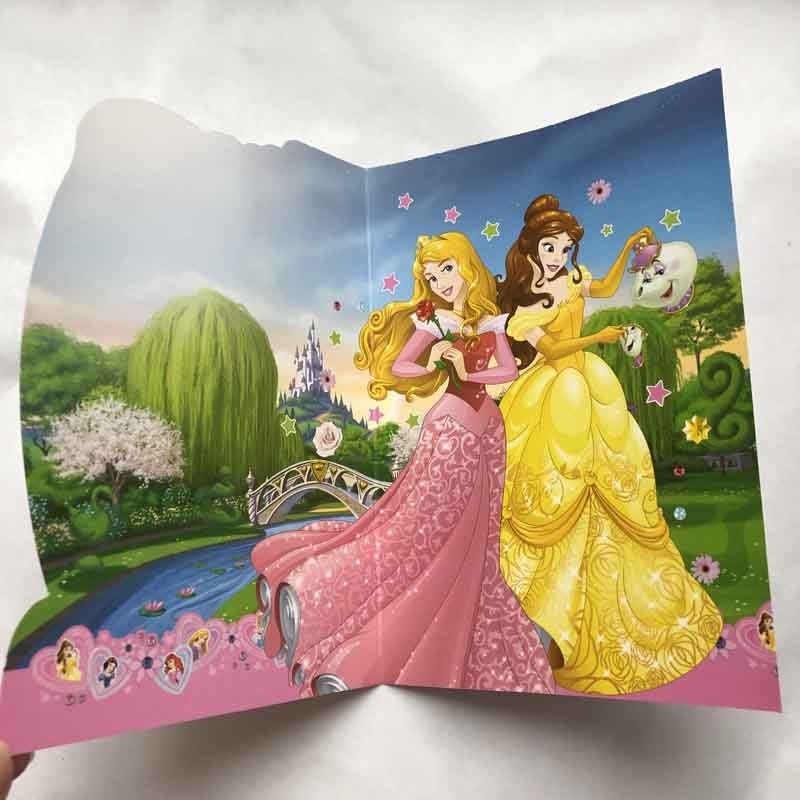 Carte joyeux anniversaire princesses Disney. Réf. 111